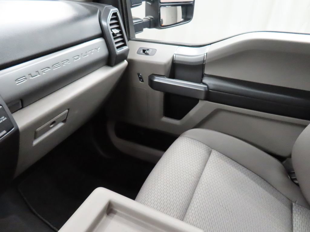 Used 2022 Ford F450 XLT w/ XLT Premium Package image 21