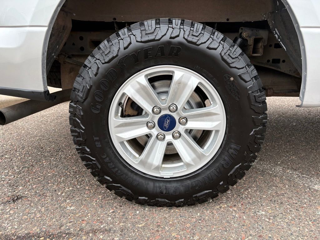 Used 2016 Ford F150 XL w/ Equipment Group 101A Mid image 9