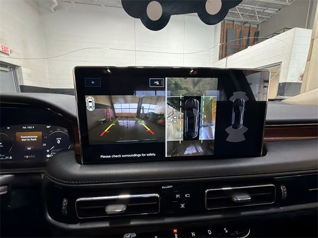 Used 2022 Lincoln Nautilus Reserve w/ Equipment Group 201A image 17