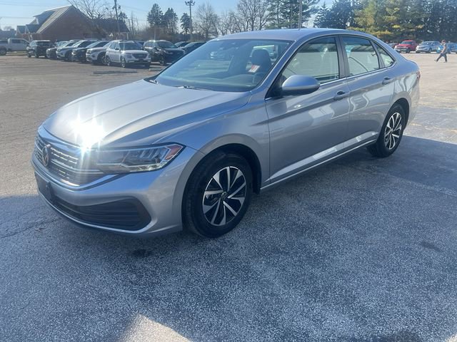 Used 2024 Volkswagen Jetta S image 6