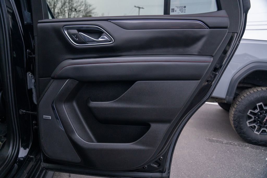 Used 2023 Chevrolet Tahoe RST image 14