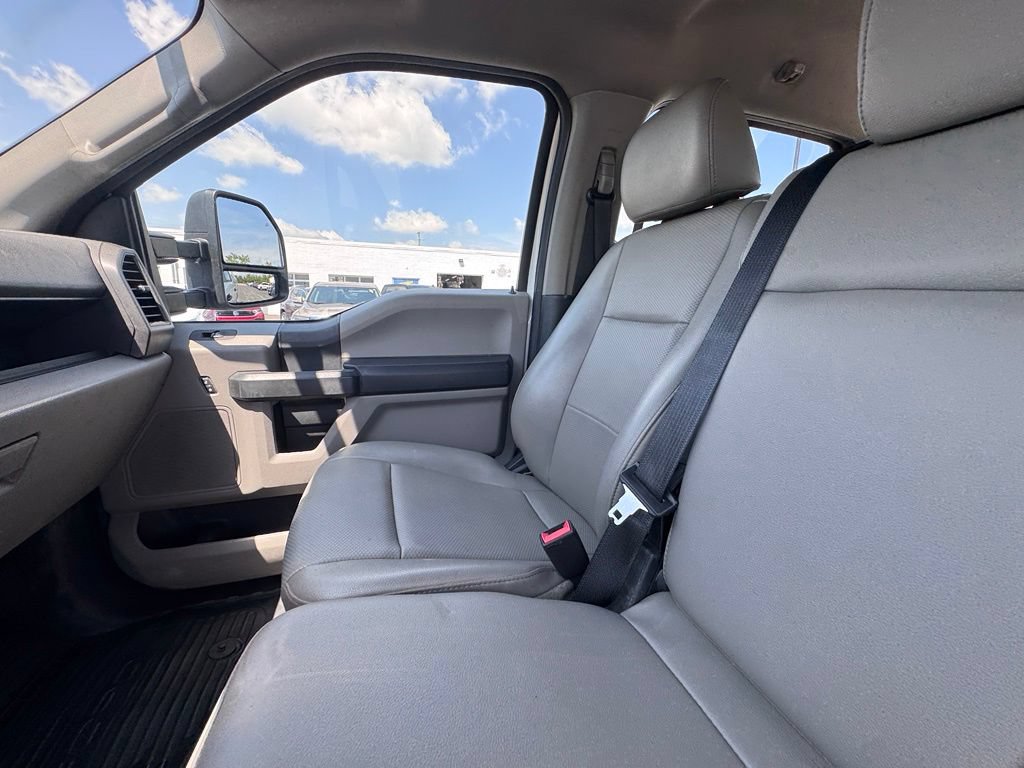 Used 2022 Ford F250 XL w/ Power Equipment Group RWD image 19