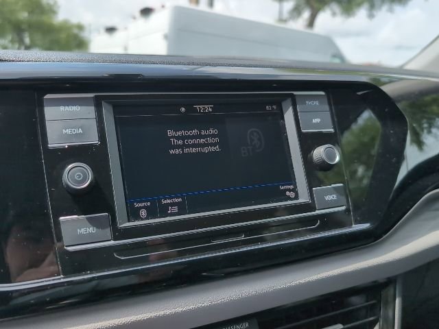 Used 2023 Volkswagen Taos S image 17