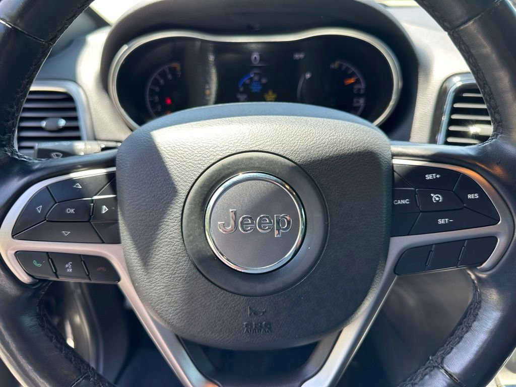 Used 2020 Jeep Grand Cherokee Altitude AWD/4WD image 25