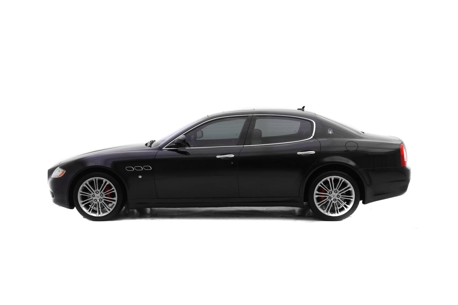 Used 2010 Maserati Quattroporte image 3