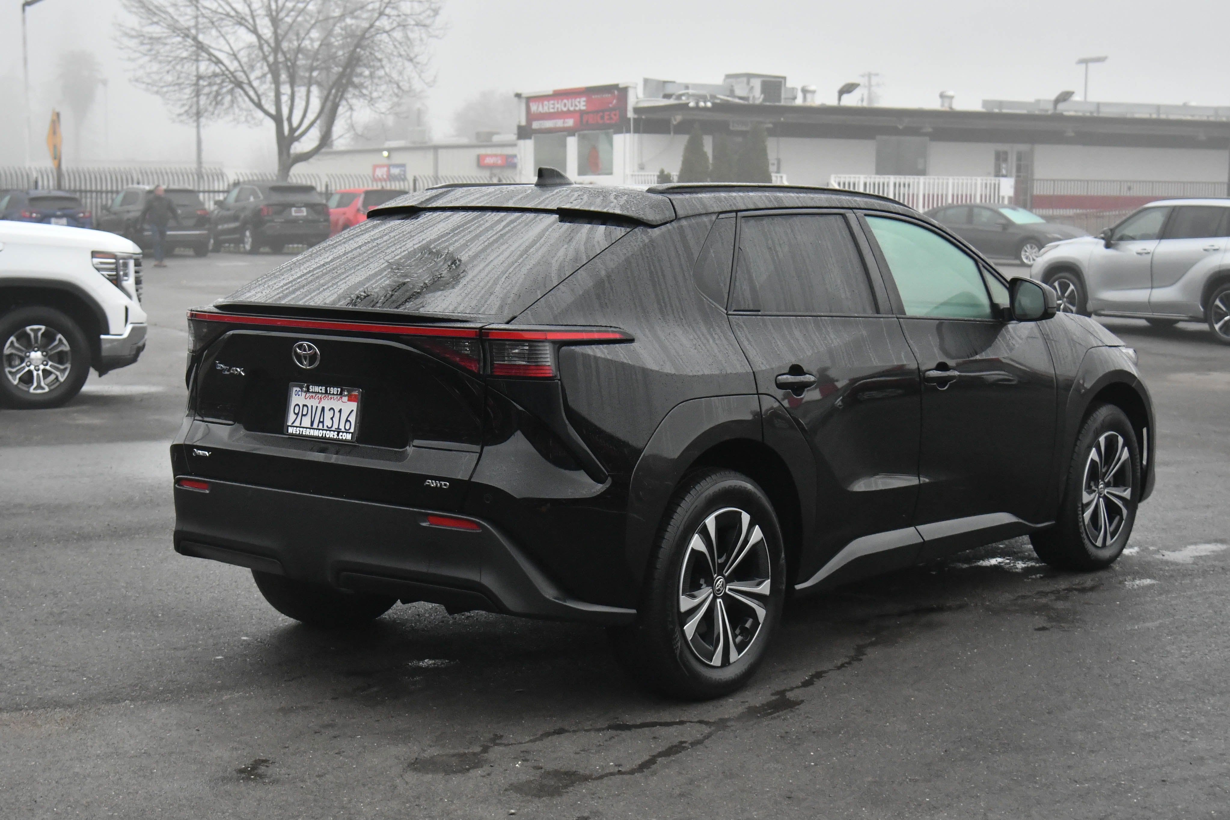 Used 2024 Toyota bZ4X AWD w/ Weather Package image 8