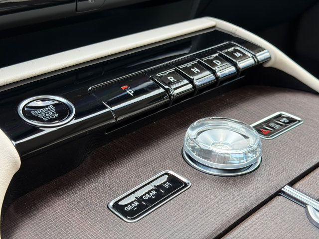 New 2027 Lincoln Navigator L Reserve AWD/4WD image 28