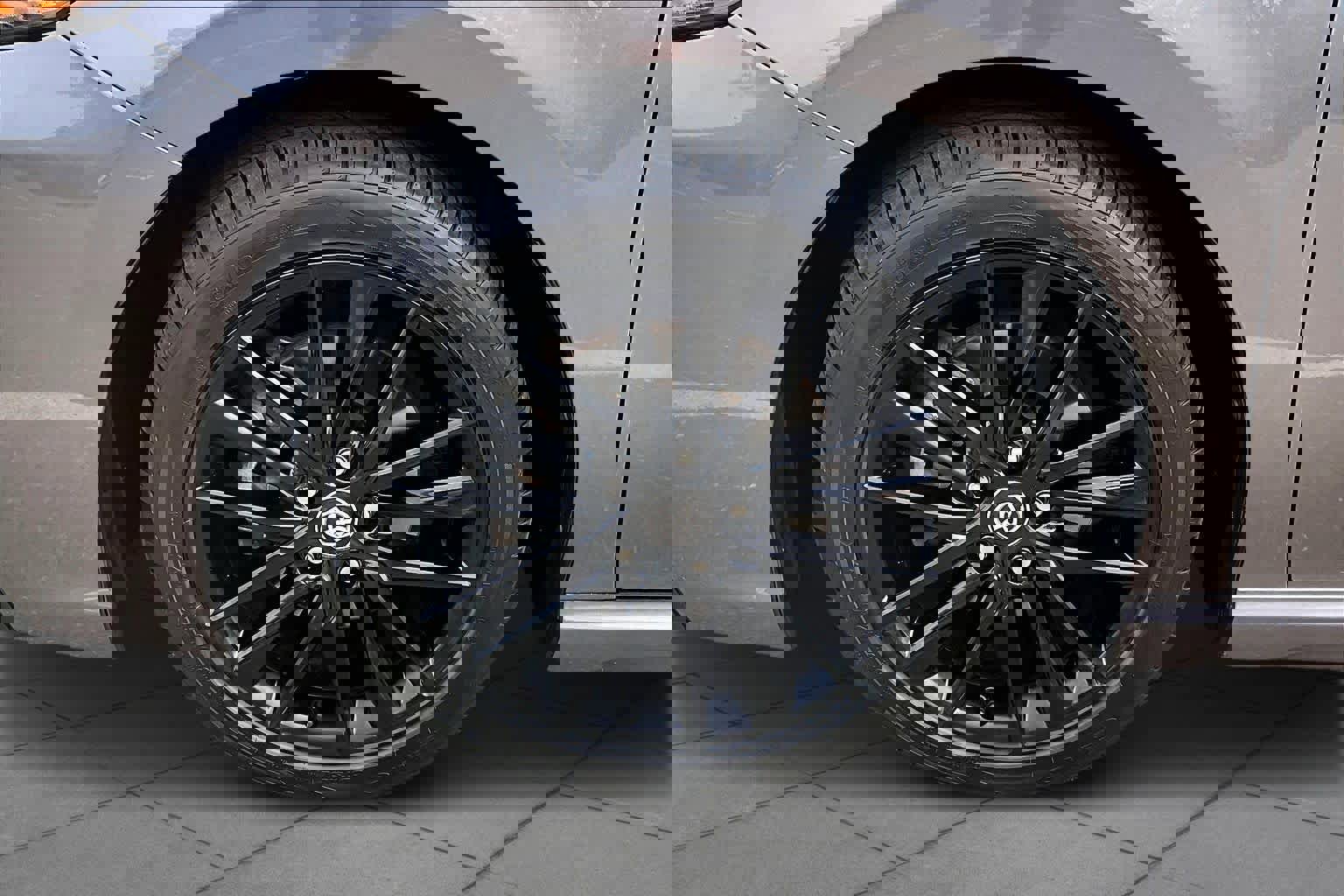 Certified 2023 Toyota Camry SE image 10