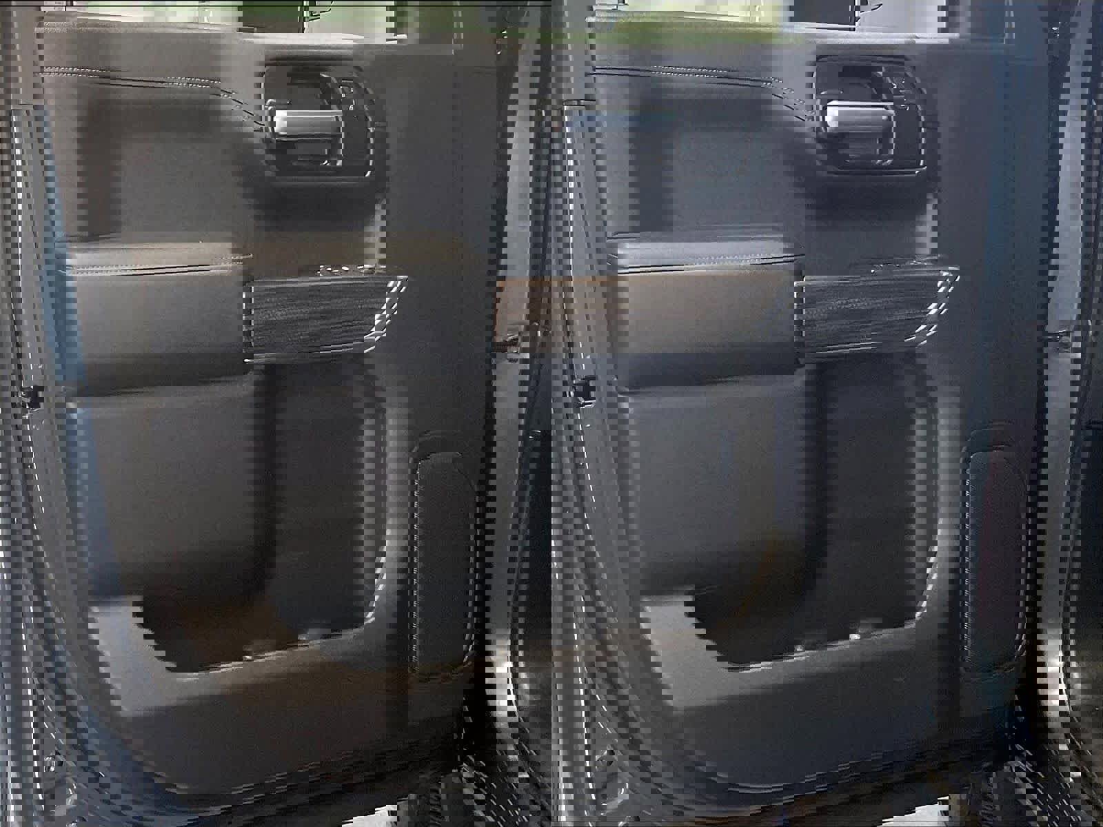 Used 2020 Chevrolet Silverado 1500 RST w/ All-Star Edition AWD/4WD image 9