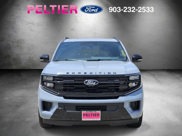 New 2027 Ford Expedition Platinum w/ Stealth Performance Package AWD/4WD image 2