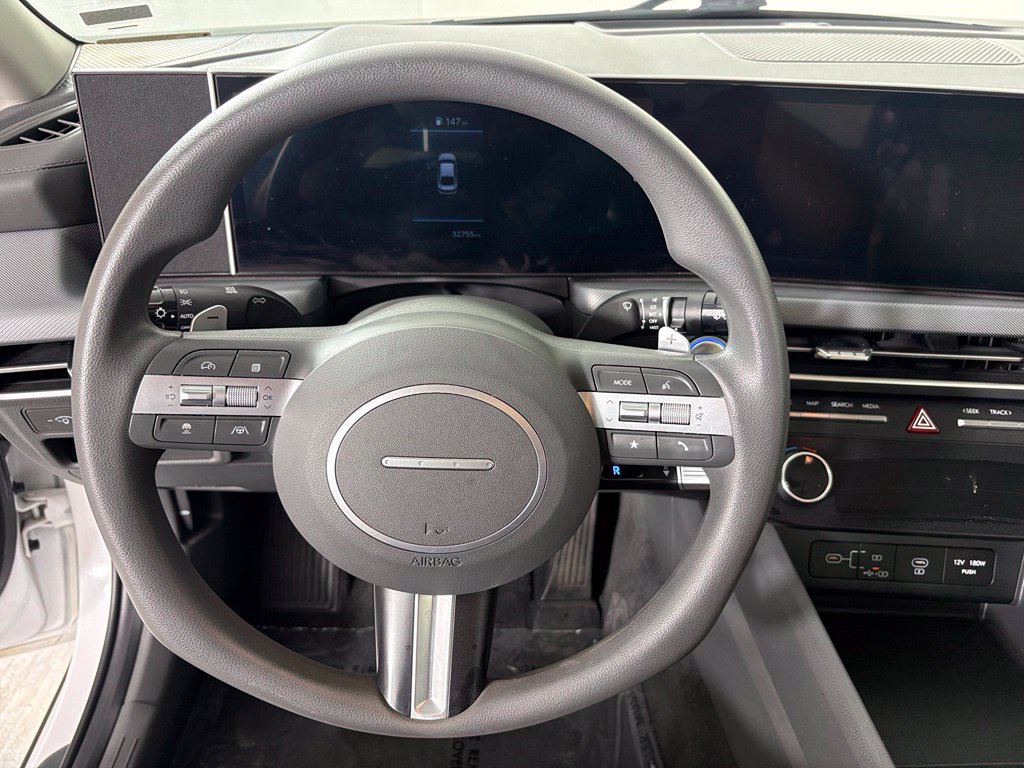 Used 2025 Hyundai Sonata SEL FWD image 23