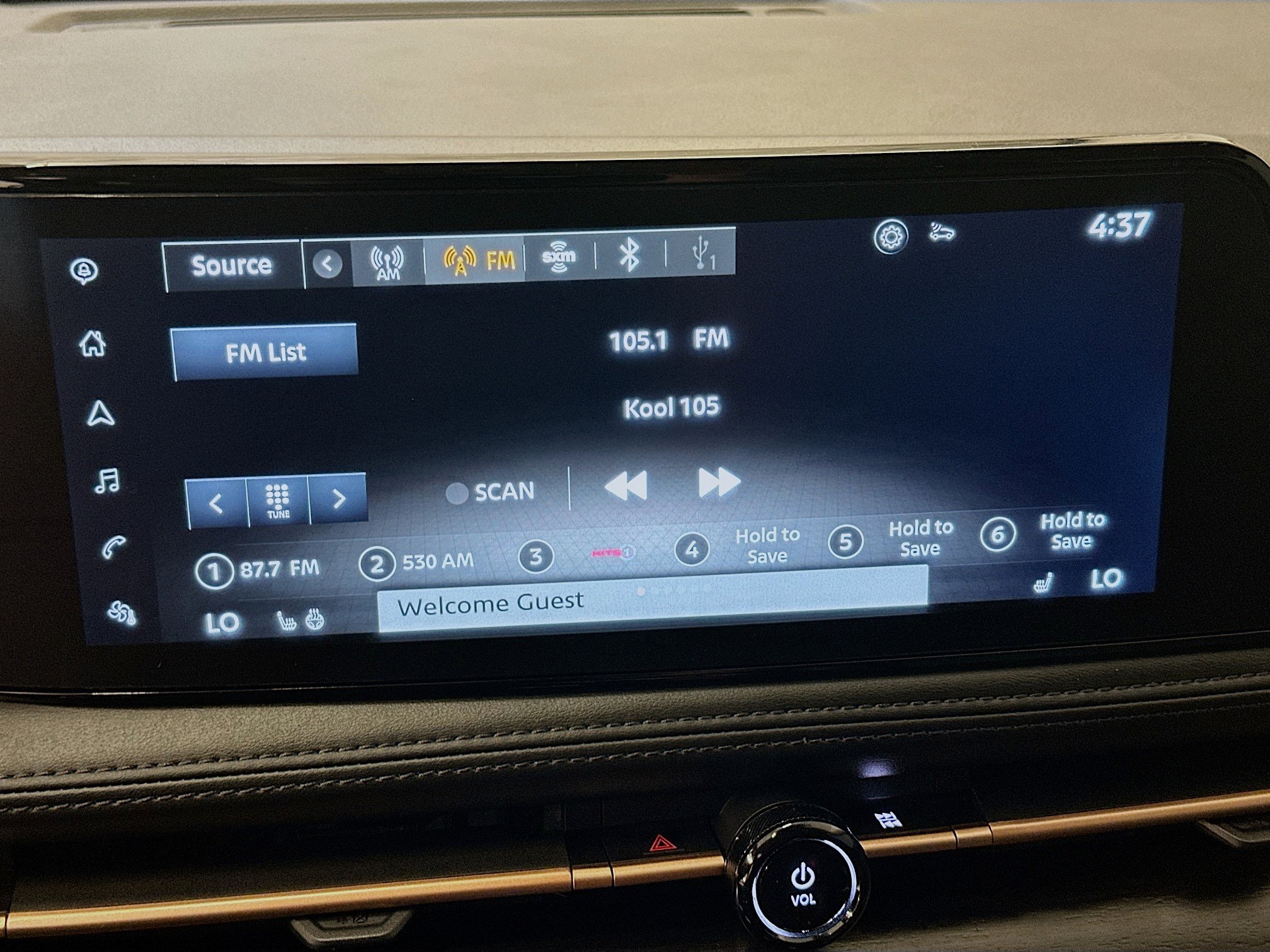 Used 2024 Nissan Ariya AWD image 21