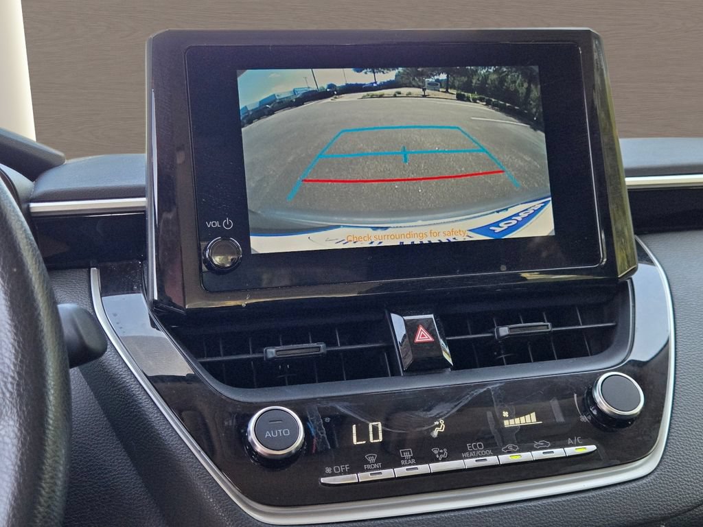 Used 2025 Toyota Corolla LE FWD image 26