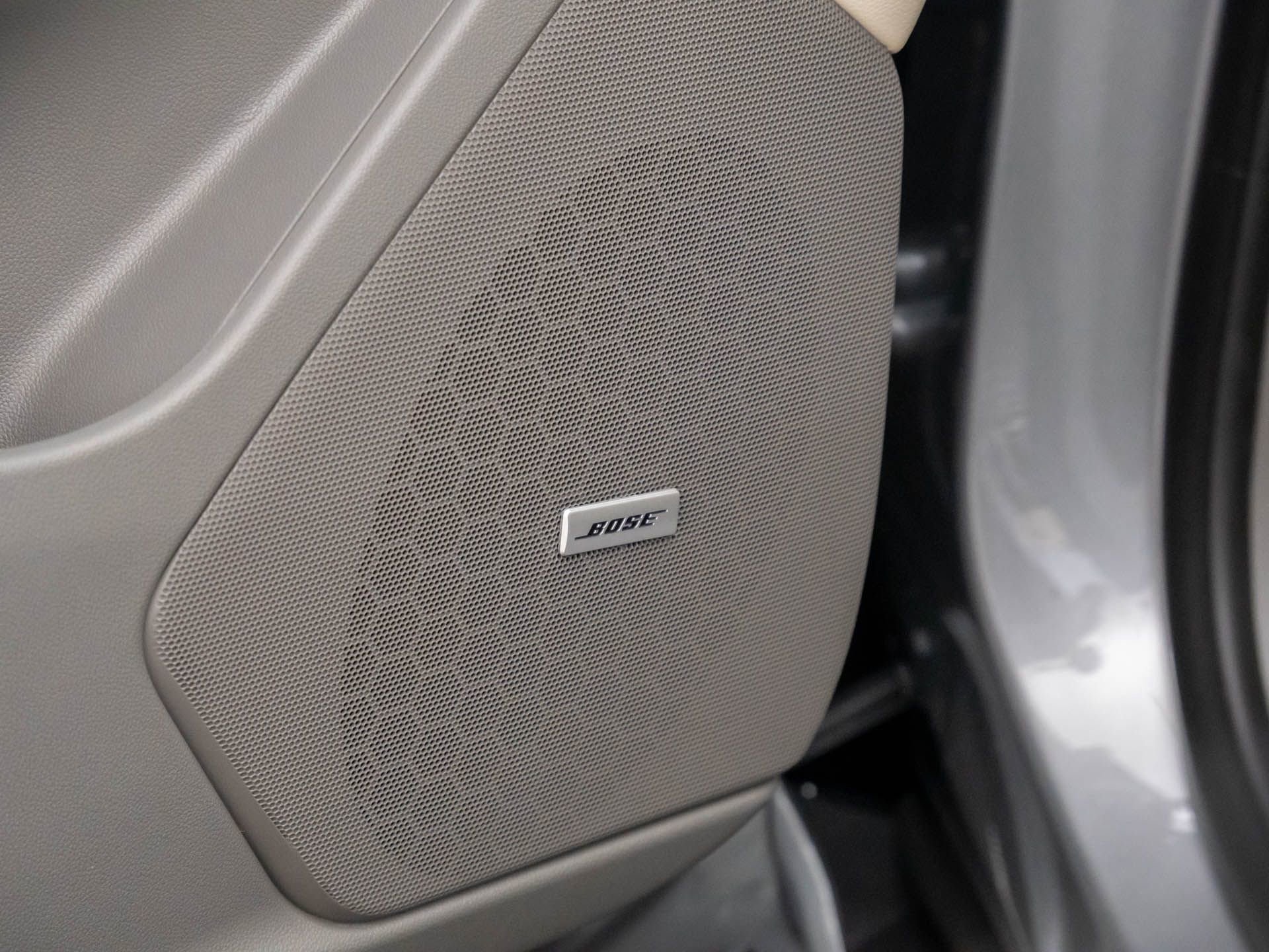 New 2026 Cadillac XT5 Premium Luxury w/ Driver Assist Package image 17