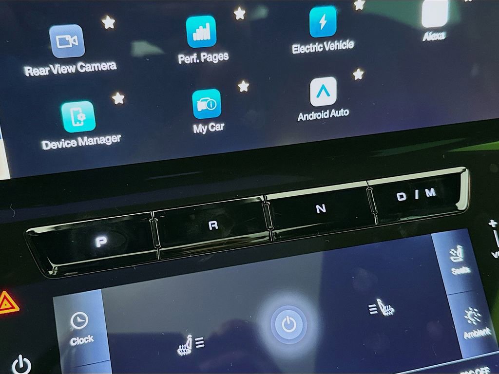 Used 2024 Maserati Grecale GT image 19