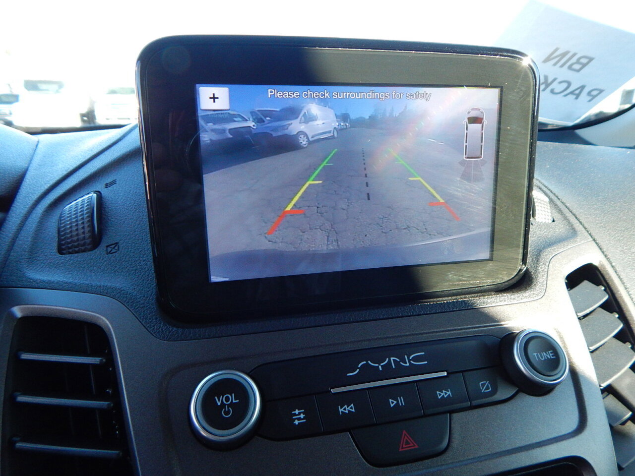 Used 2020 Ford Transit Connect XL image 24