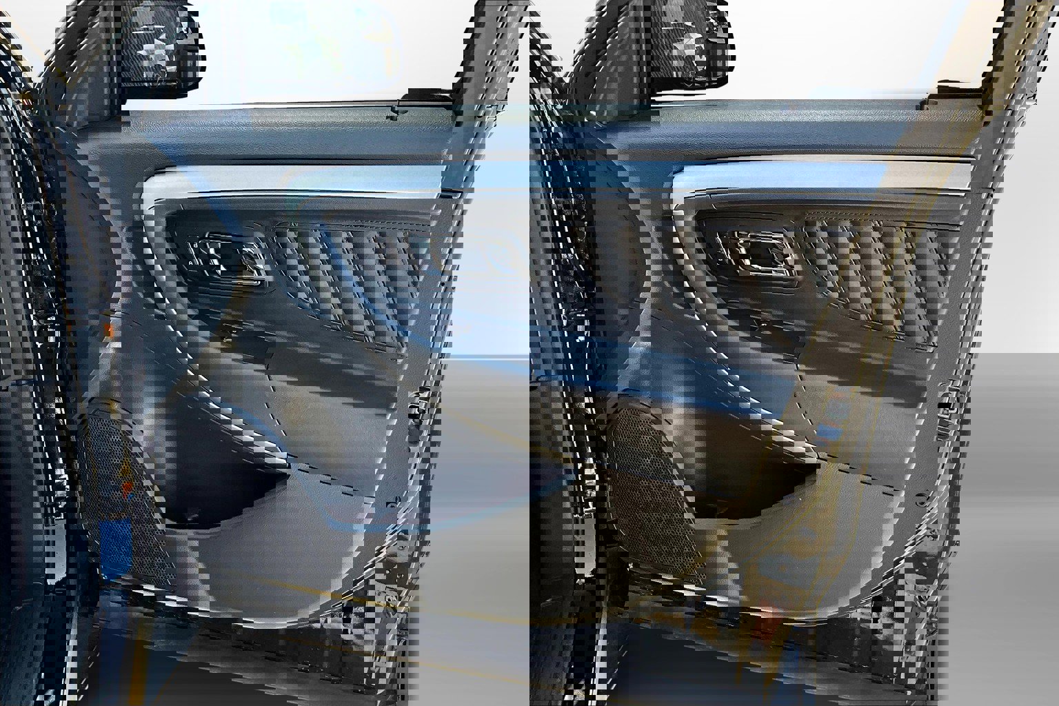 Used 2018 Ford Taurus SEL w/ Equipment Group 201A image 26