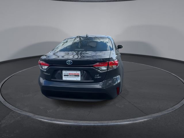 Used 2025 Toyota Corolla LE image 13