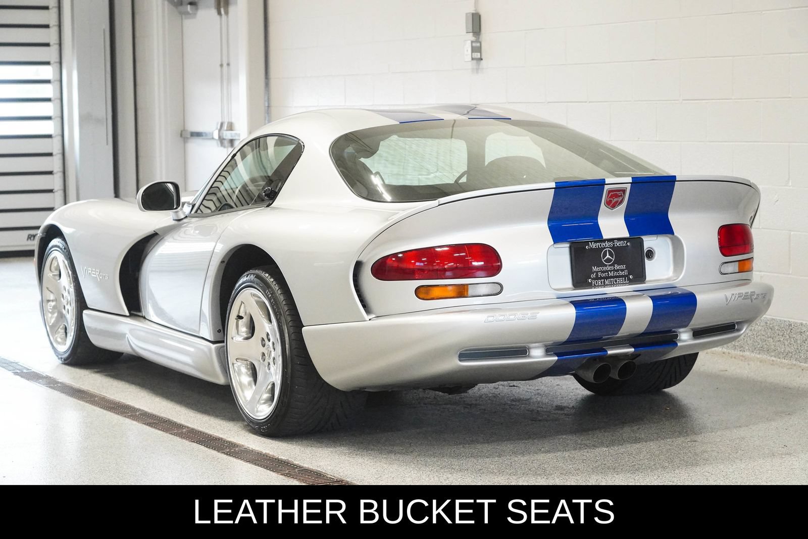 Used 1999 Dodge Viper GTS RWD image 4