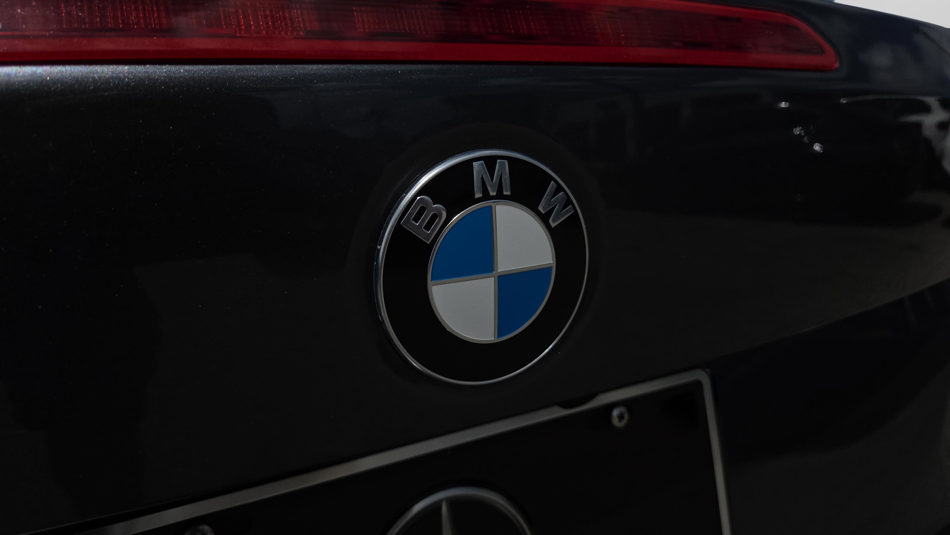 Used 2017 BMW 230i Convertible image 14