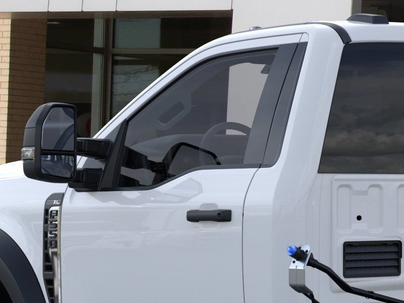 New 2026 Ford F550 4x4 Regular Cab Super Duty w/ XL Chrome Package image 21