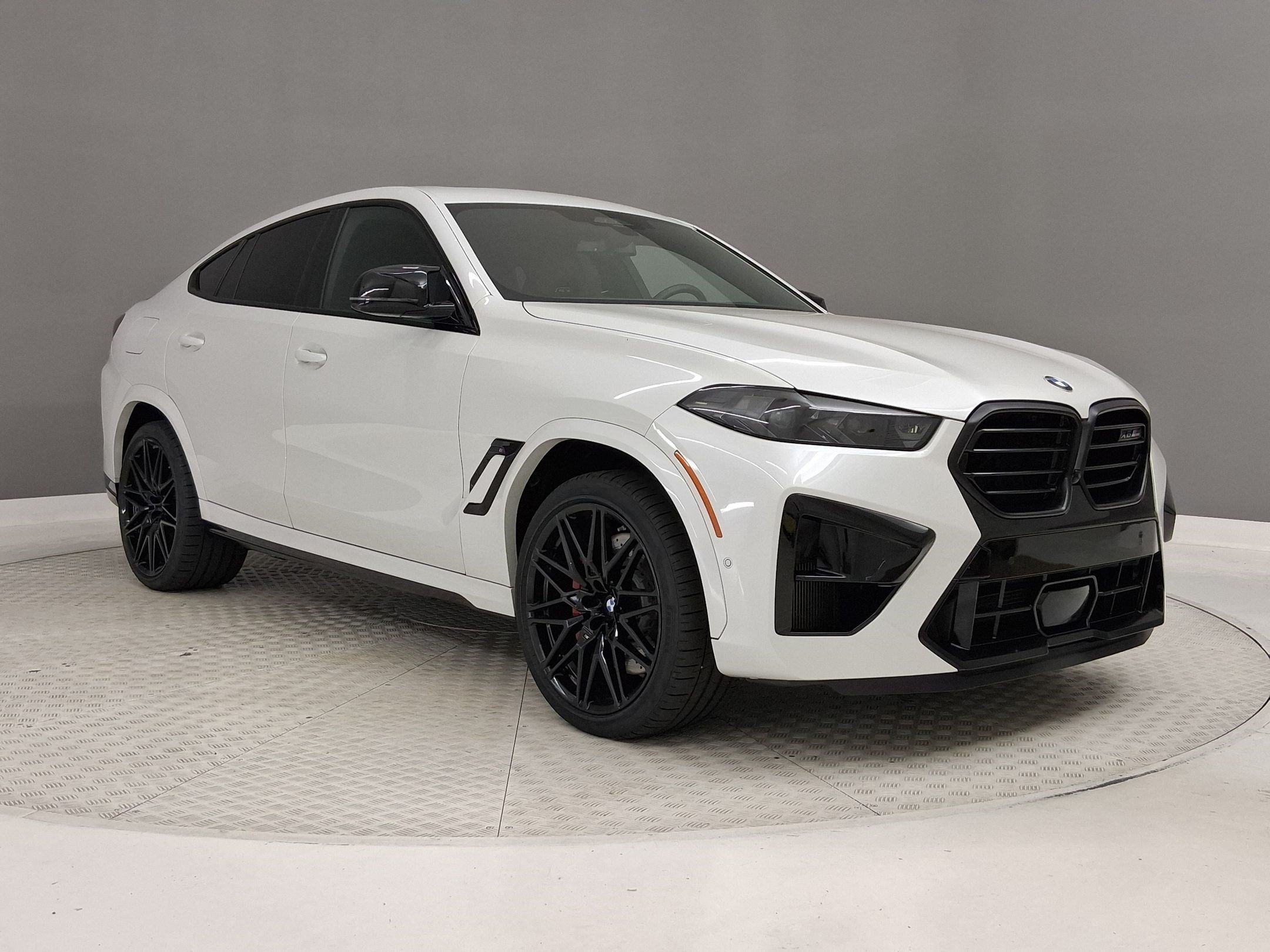 Used 2024 BMW X6 M Competition w/ Executive Package AWD/4WD image 7