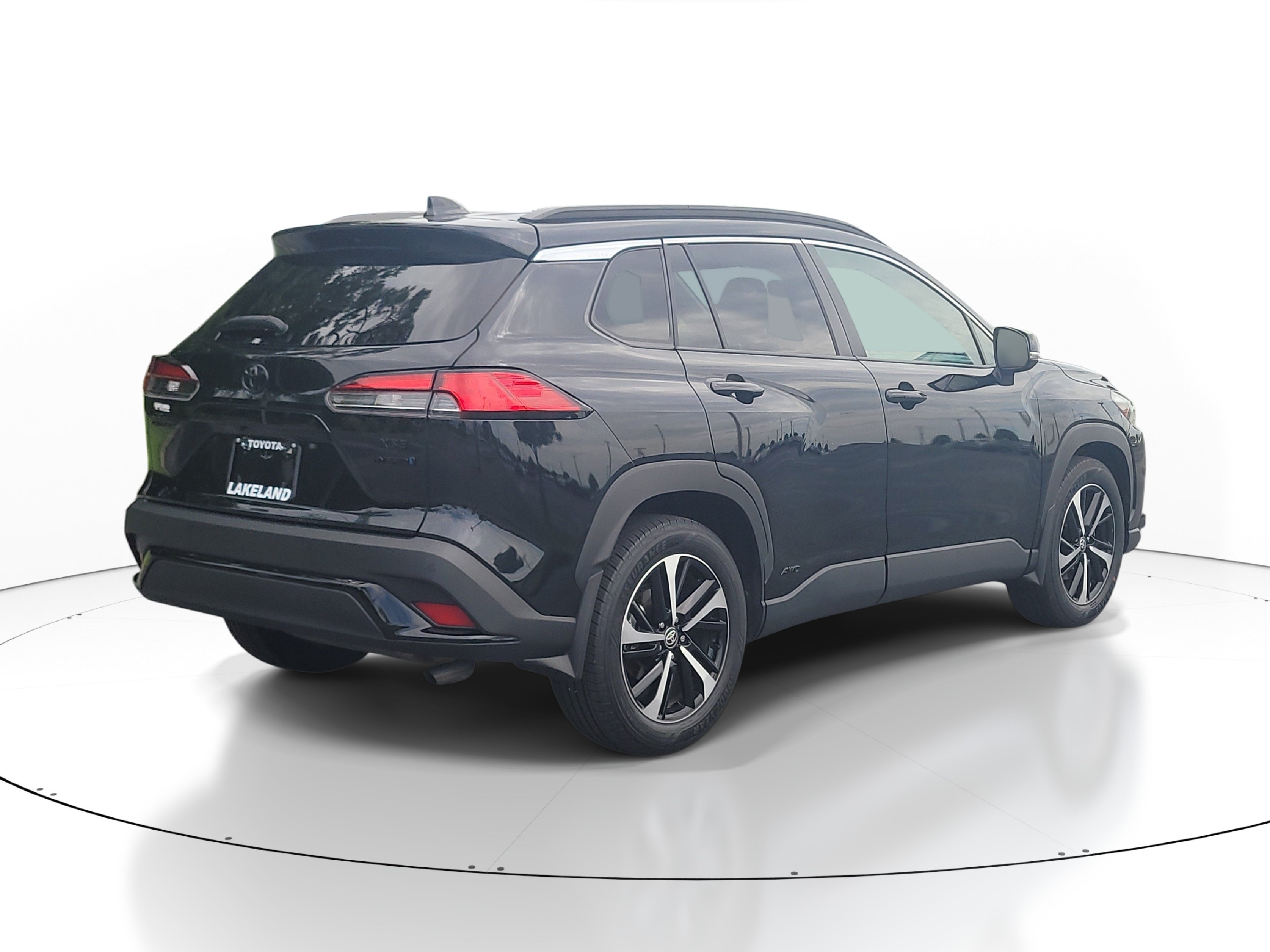 Certified 2024 Toyota Corolla Cross AWD Hybrid w/ Convenience Package image 7