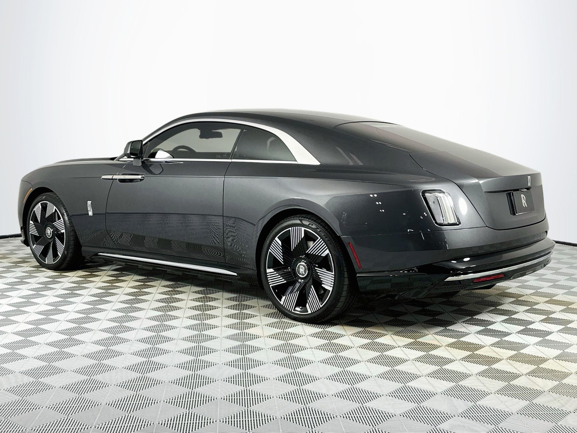 Used 2024 Rolls-Royce Spectre w/ Spectre Launch Package AWD/4WD image 2