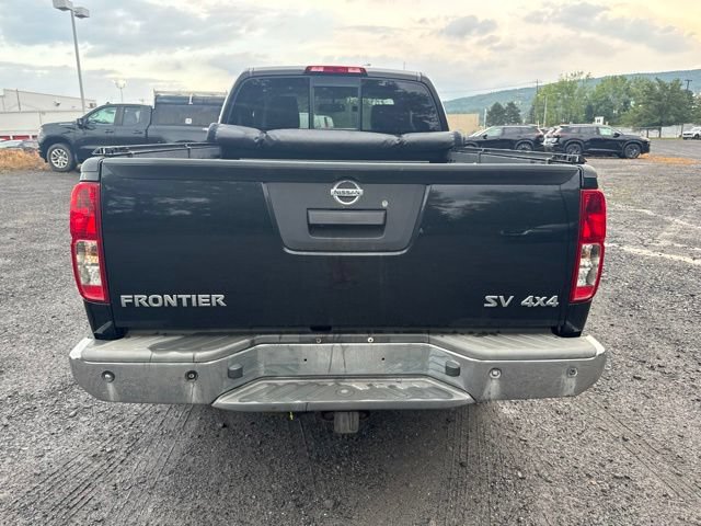 Used 2017 Nissan Frontier SV w/ SV Value Truck Package AWD/4WD image 6