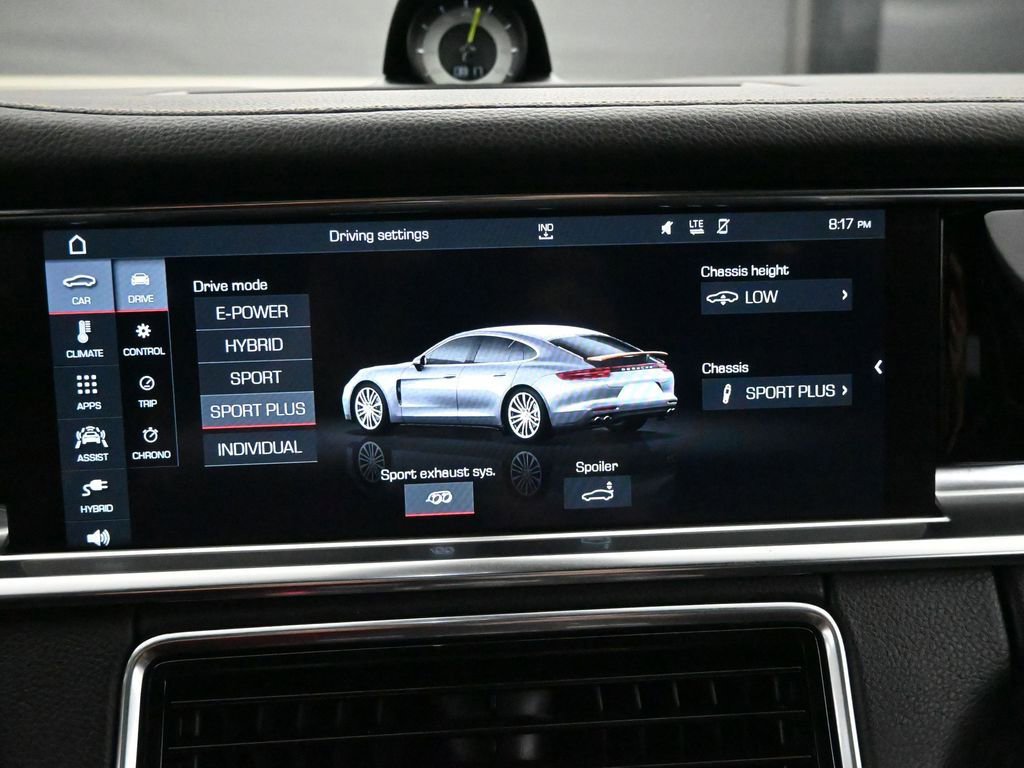 Used 2020 Porsche Panamera 4 image 43