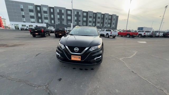 Used 2022 Nissan Rogue Sport SL image 3