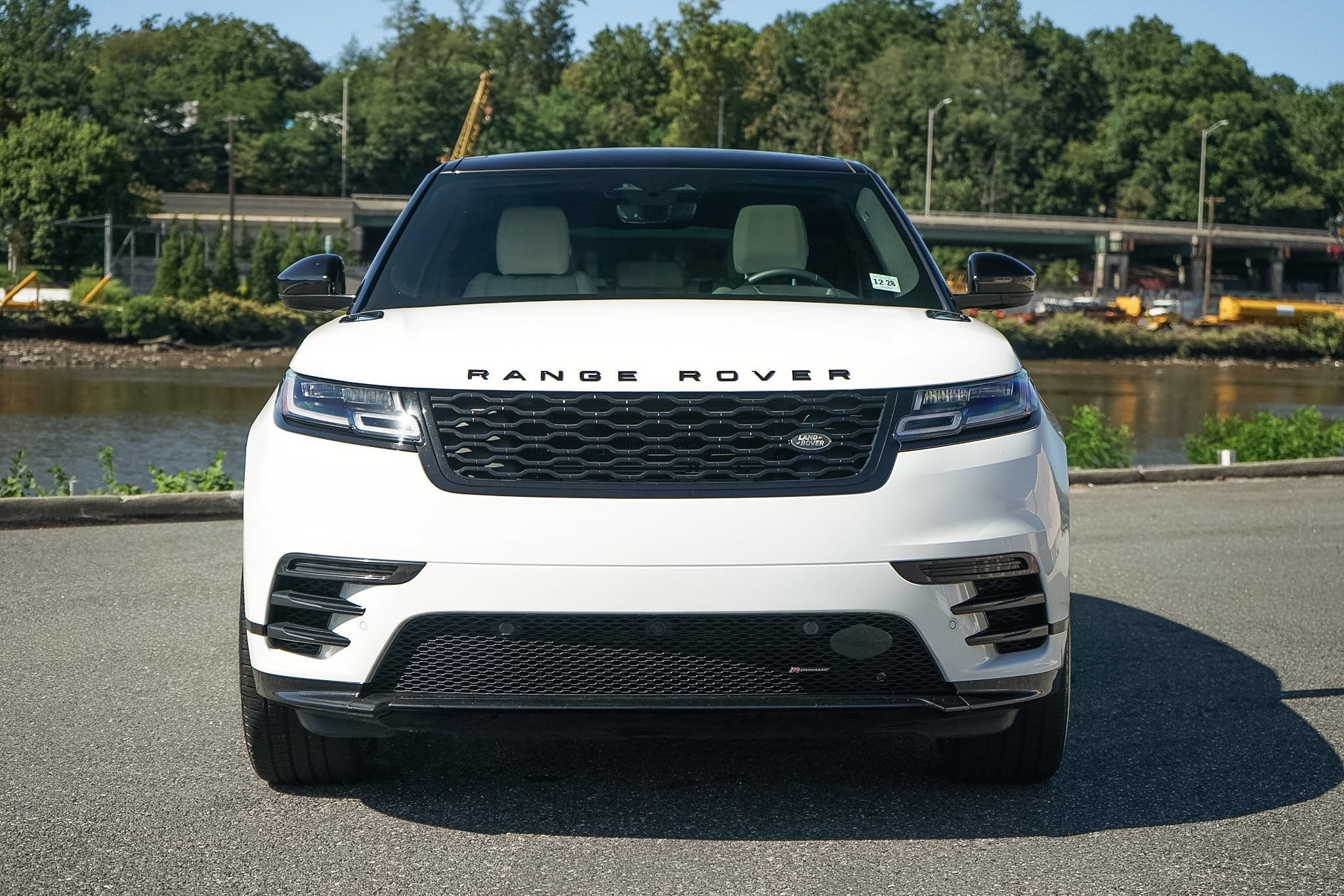 Used 2023 Land Rover Range Rover Velar R-Dynamic S AWD/4WD image 7
