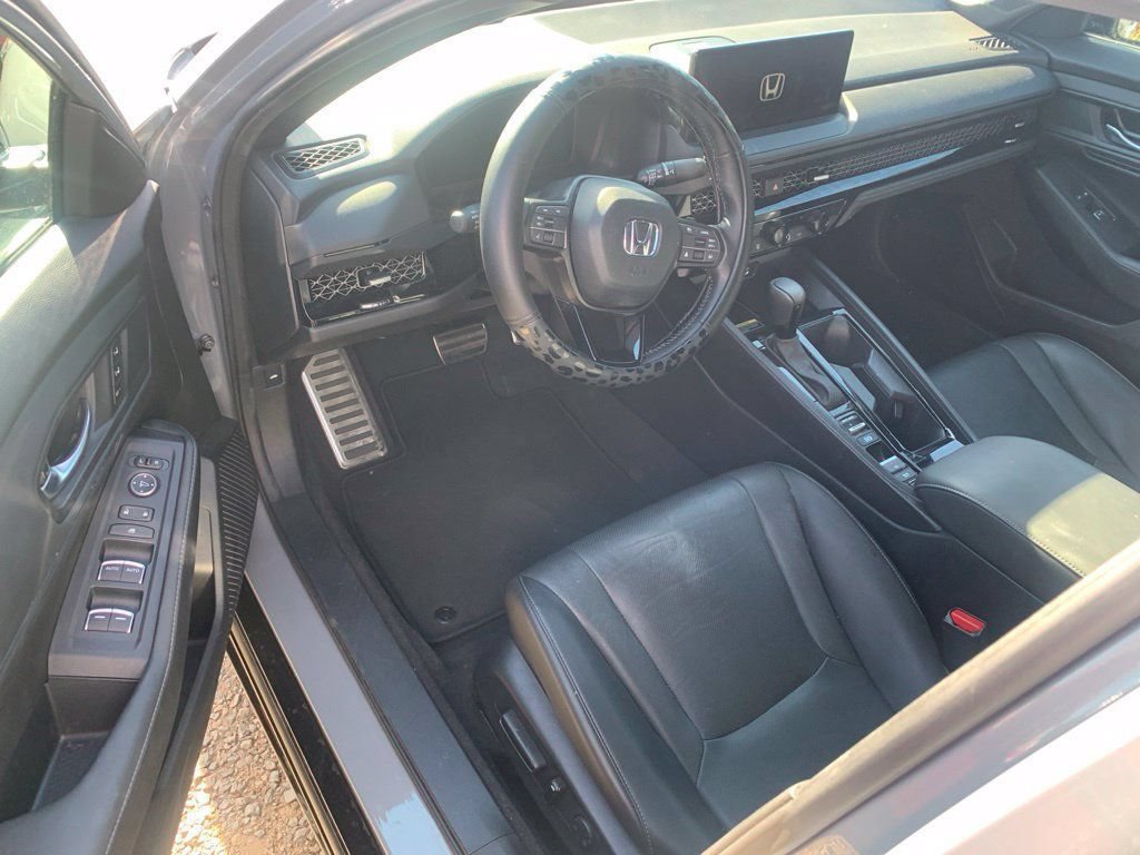 Used 2025 Honda Accord Sport image 10