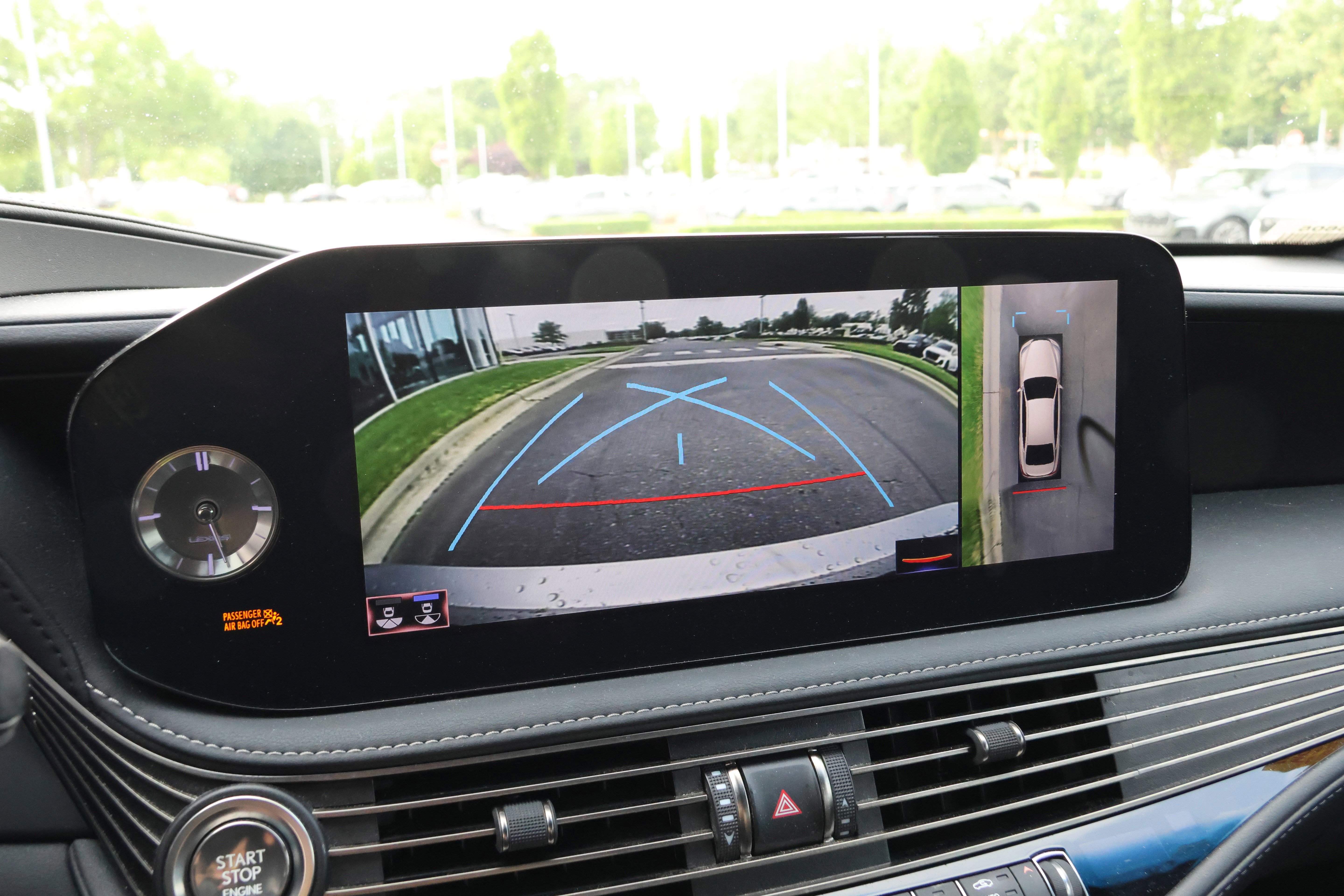Used 2021 Lexus LS 500 w/ Interior Upgrade Package RWD image 20