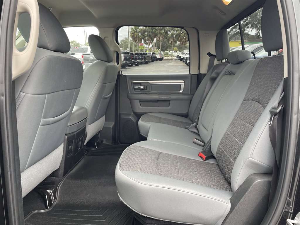 Used 2018 RAM 1500 Big Horn RWD image 23