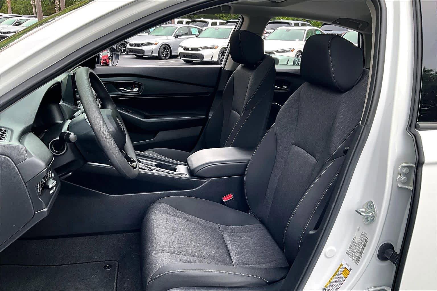Certified 2023 Honda Accord EX image 8