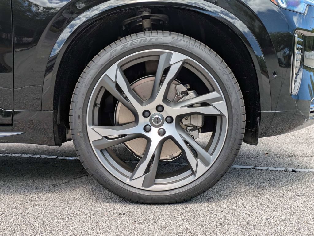 New 2026 Volvo XC90 B5 Ultra w/ Protection Package Premier AWD/4WD image 11