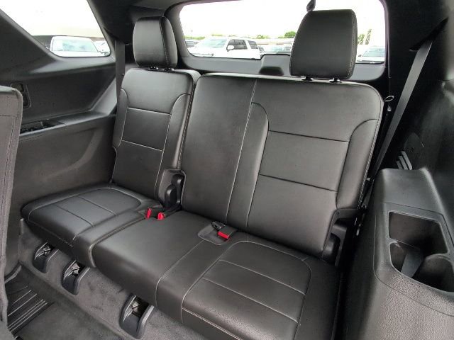 Certified 2023 Chevrolet Traverse LT w/ LPO, Floor Liner Package image 9