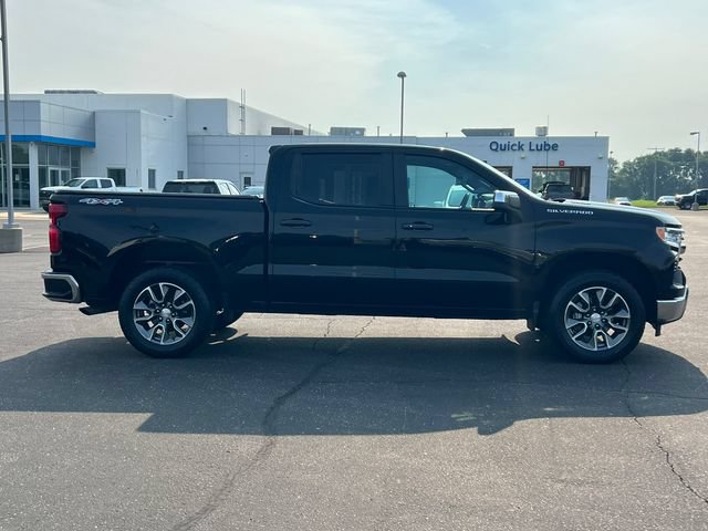 Used 2024 Chevrolet Silverado 1500 LT AWD/4WD image 47