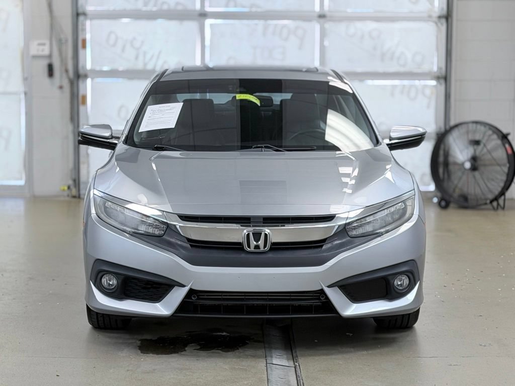 Used 2016 Honda Civic Touring image 2