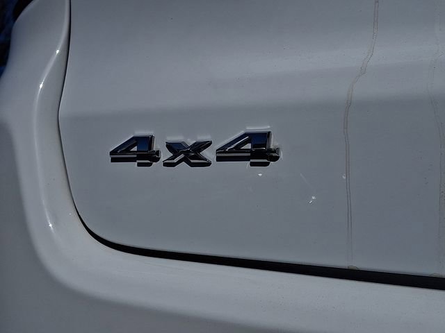 Used 2023 Jeep Compass Limited image 29