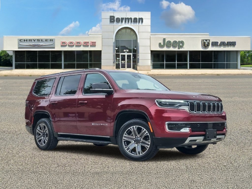 Certified 2024 Jeep Wagoneer Series II w/ Flexible Seating Group RWD image 2