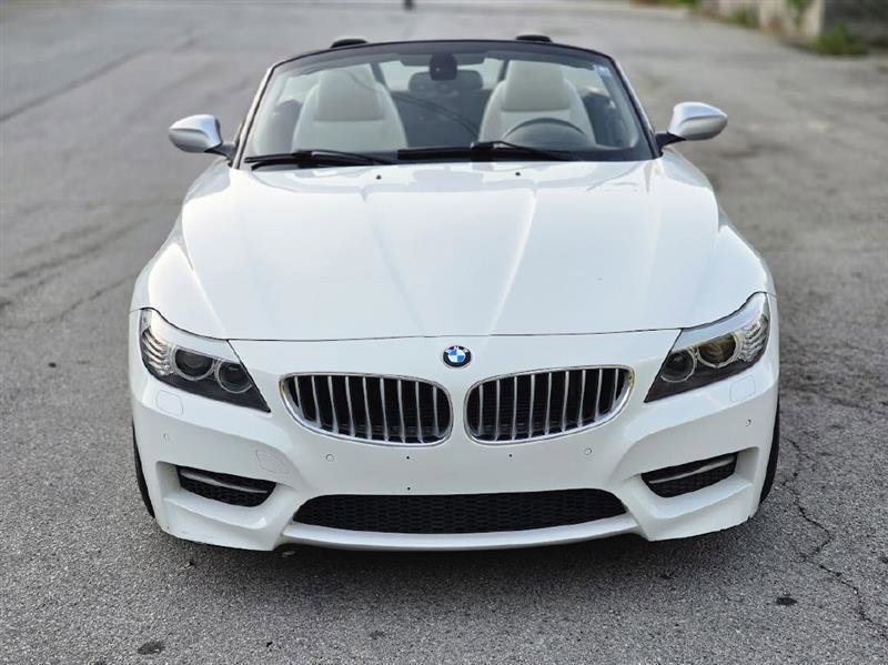 Used 2011 BMW Z4 sDrive35is RWD image 17