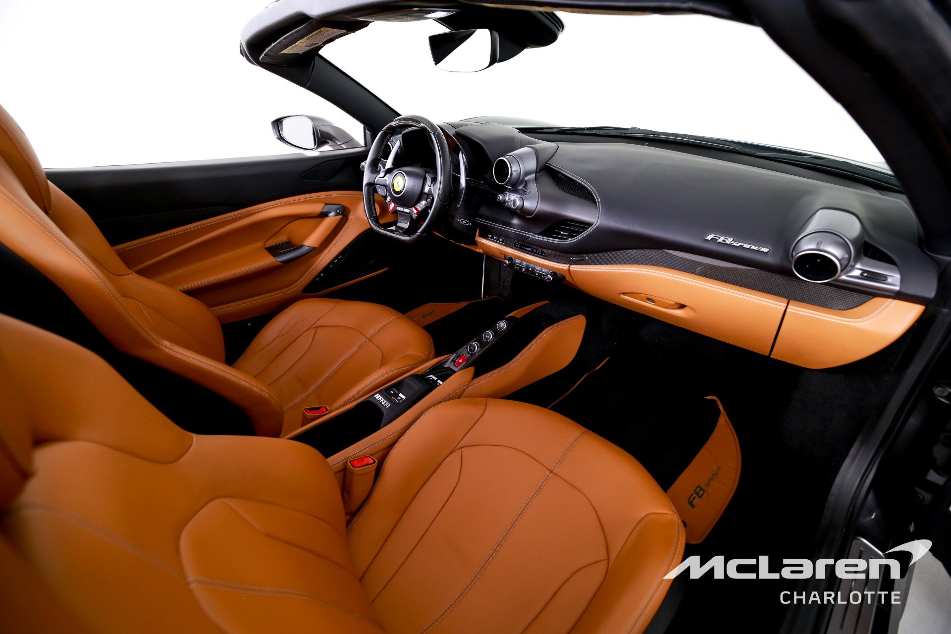 Used 2022 Ferrari F8 Tributo image 21