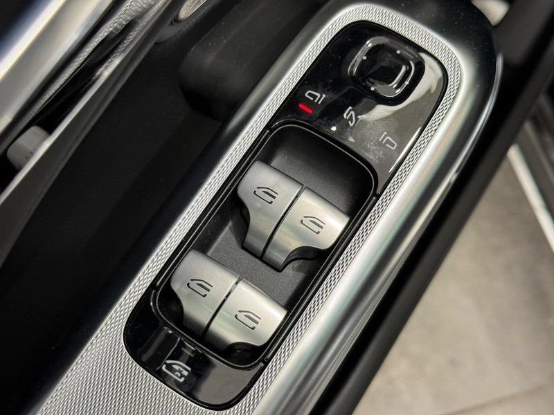 New 2026 Mercedes-Benz E 350 4MATIC Sedan image 15