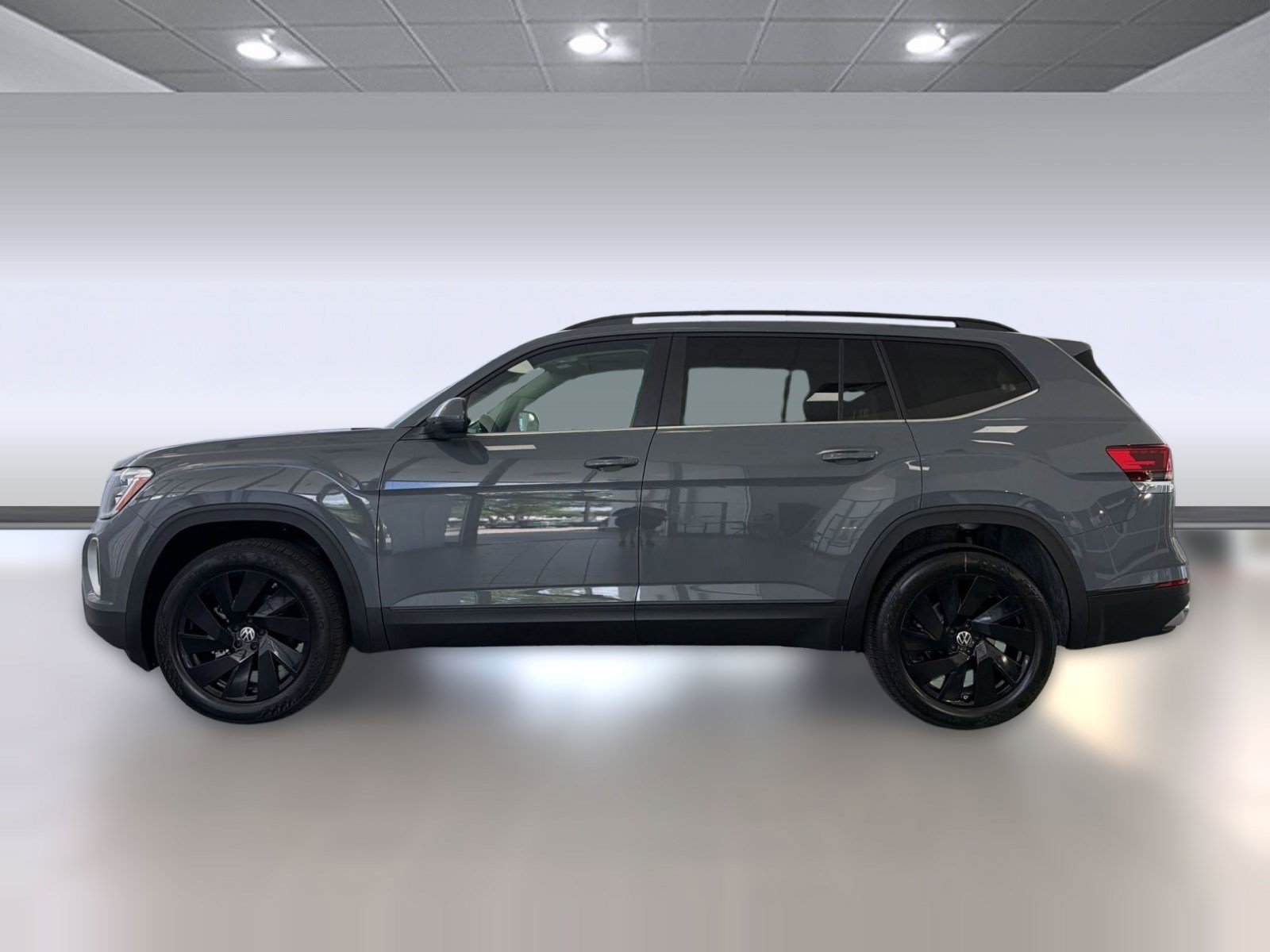 New 2026 Volkswagen Atlas SE FWD image 2