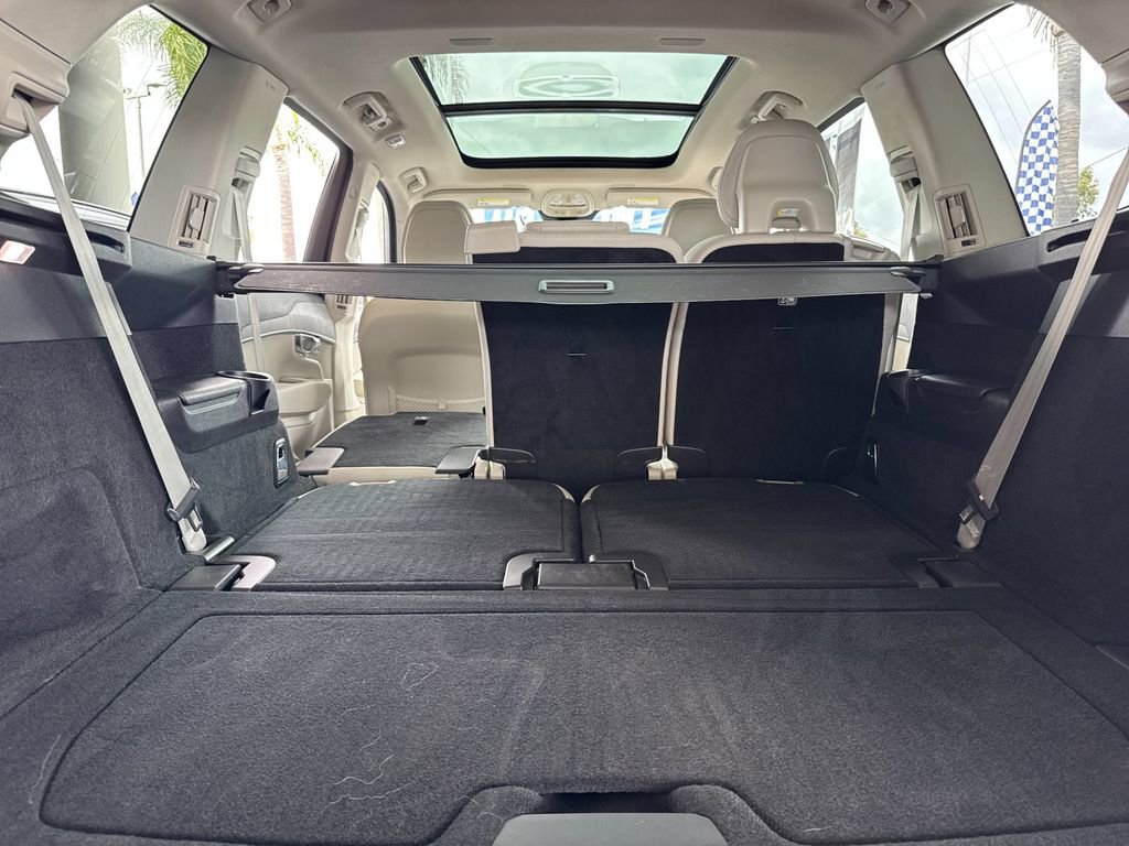 Certified 2023 Volvo XC90 B6 Plus w/ Protection Package Premier AWD/4WD image 15