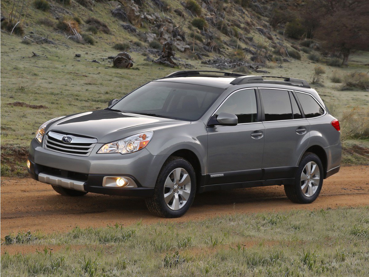 Used 2012 Subaru Outback 2.5i Premium AWD/4WD image 1