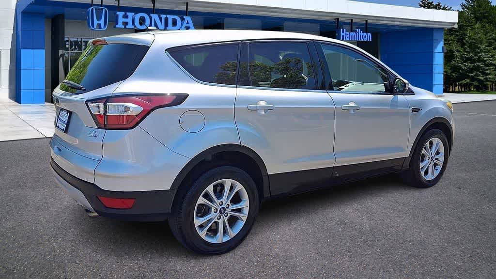Used 2017 Ford Escape SE AWD/4WD image 8