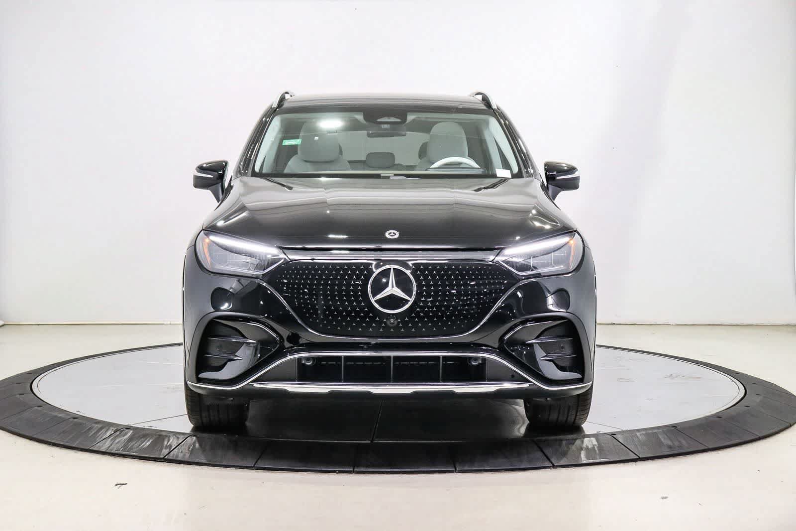 New 2026 Mercedes-Benz EQE 320 4MATIC SUV image 6